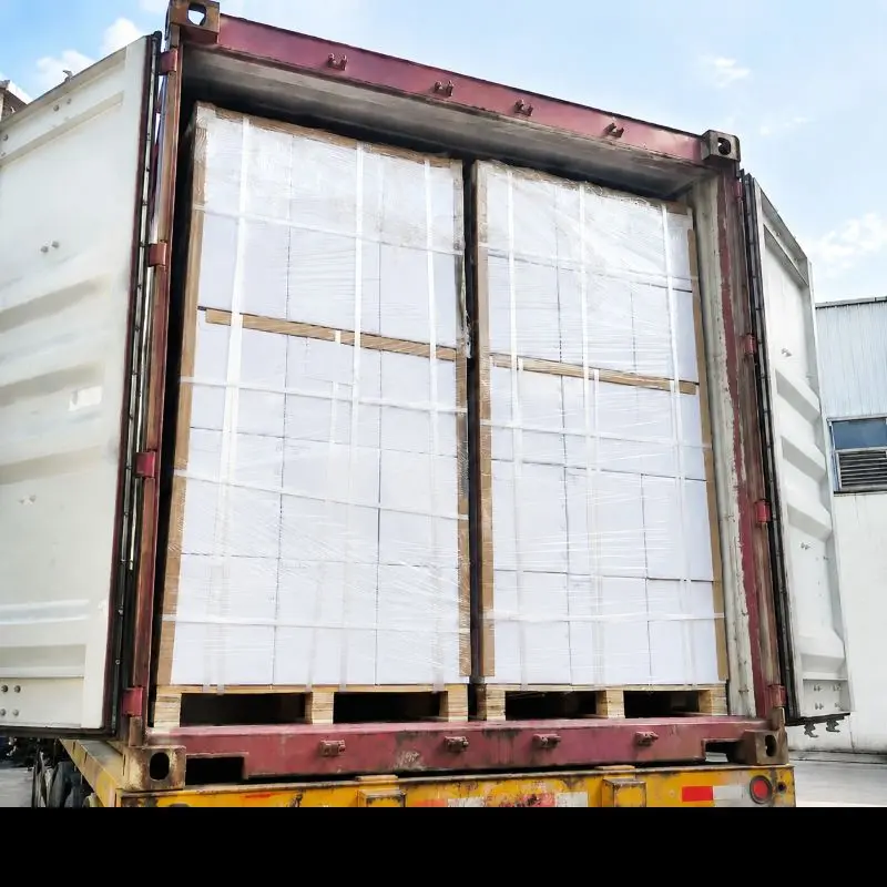 Polyester woven strapping loaded in container for international cargo shipment